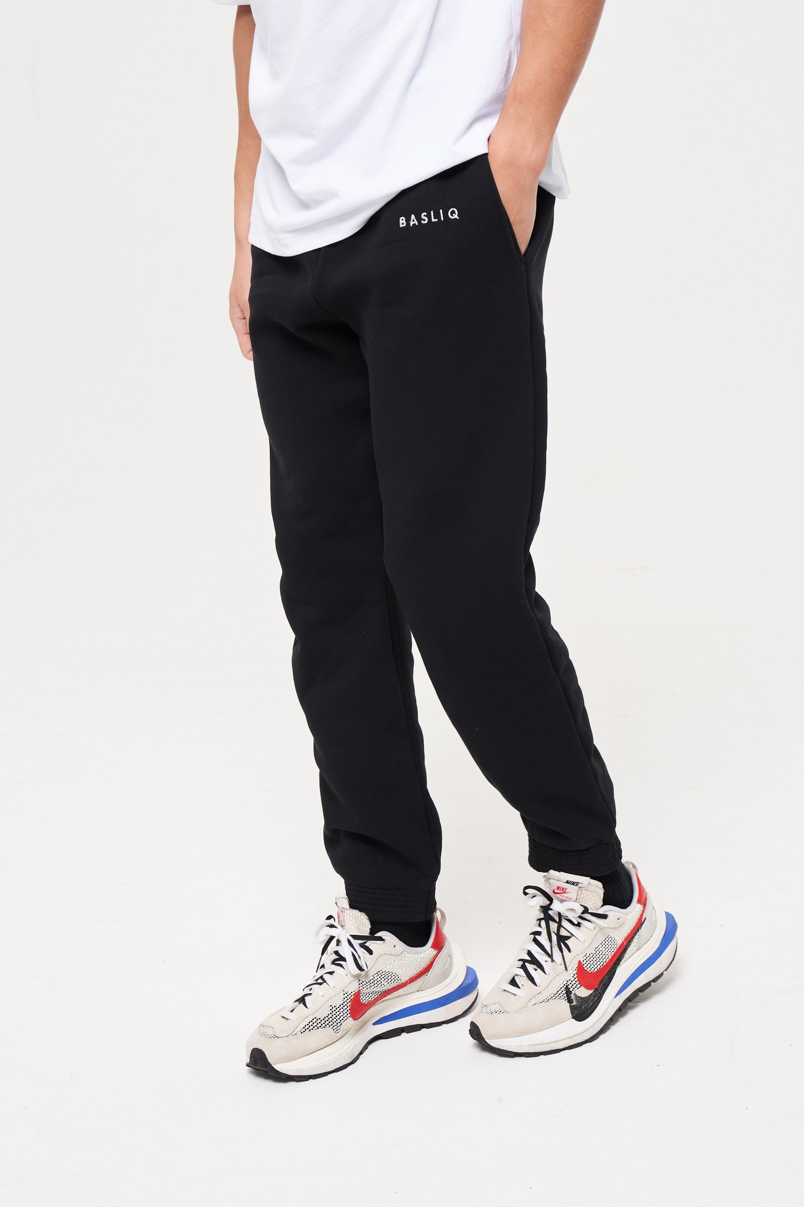 Friends best sale jogger pants